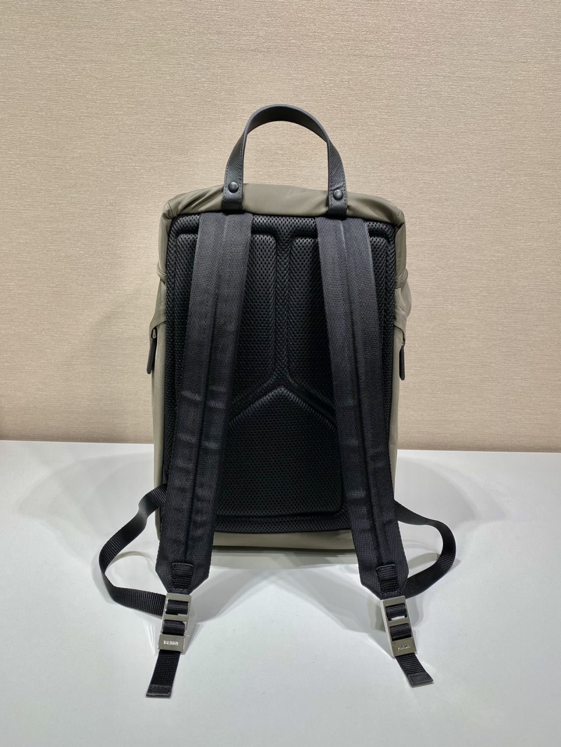 Pra*a backpacks